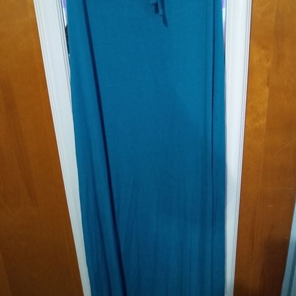 NWT Express Maxi Dress with Tie Around Neck - Size XS - Picture 7 of 14